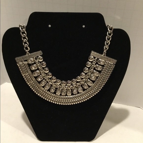 Jewelry - 🌸Bohemian Style, Statement SilverTone Necklace